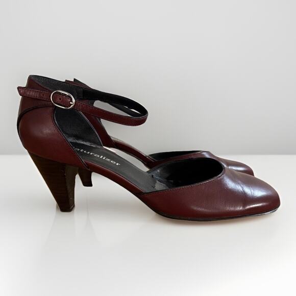Naturalizer Taupe D'Orsay Ankle Strap Close Toe Heels 8 M Burgundy - Picture 1 of 5